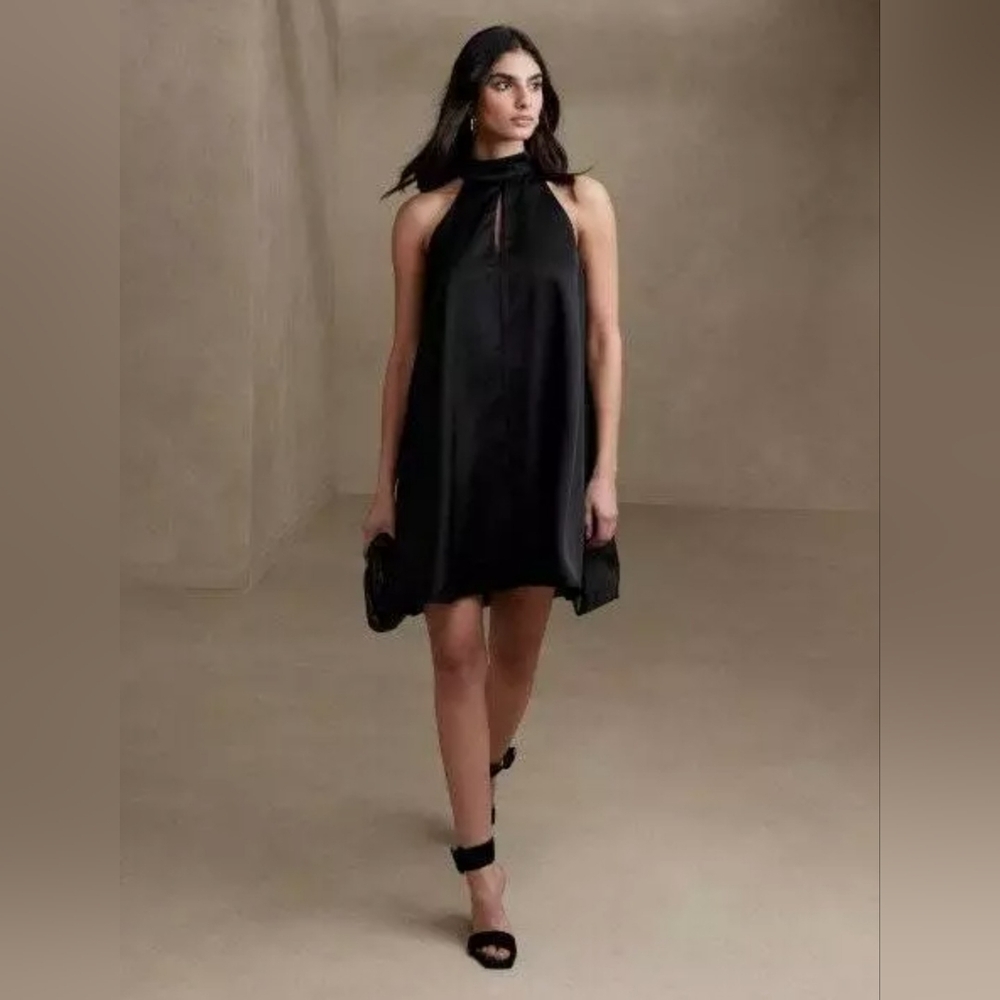 NWT Banana Republic Black Lili Satin Knee Length A-Line Flowy Dress Small